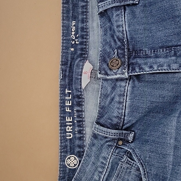 Laurie Felt Classic Denim Girlfriend Jeans Medium Wash A459932, Size 8, EUC - Picture 8 of 11